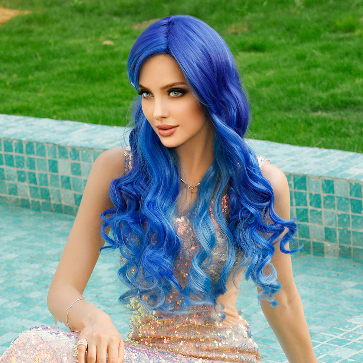 Halloween Ombre Ice Blue Roll Wig