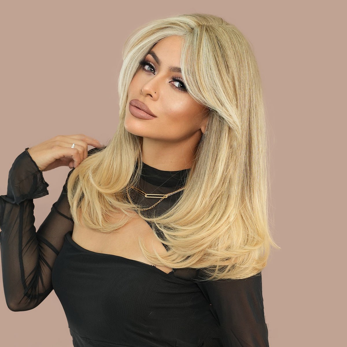 Light Golden Layered Straight Wig - SERENEWIG